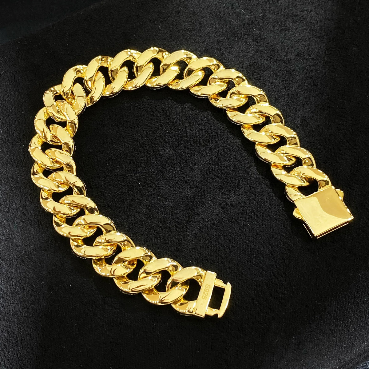 Reverse view of polished gold plated sterling silver Cuban link bracelet